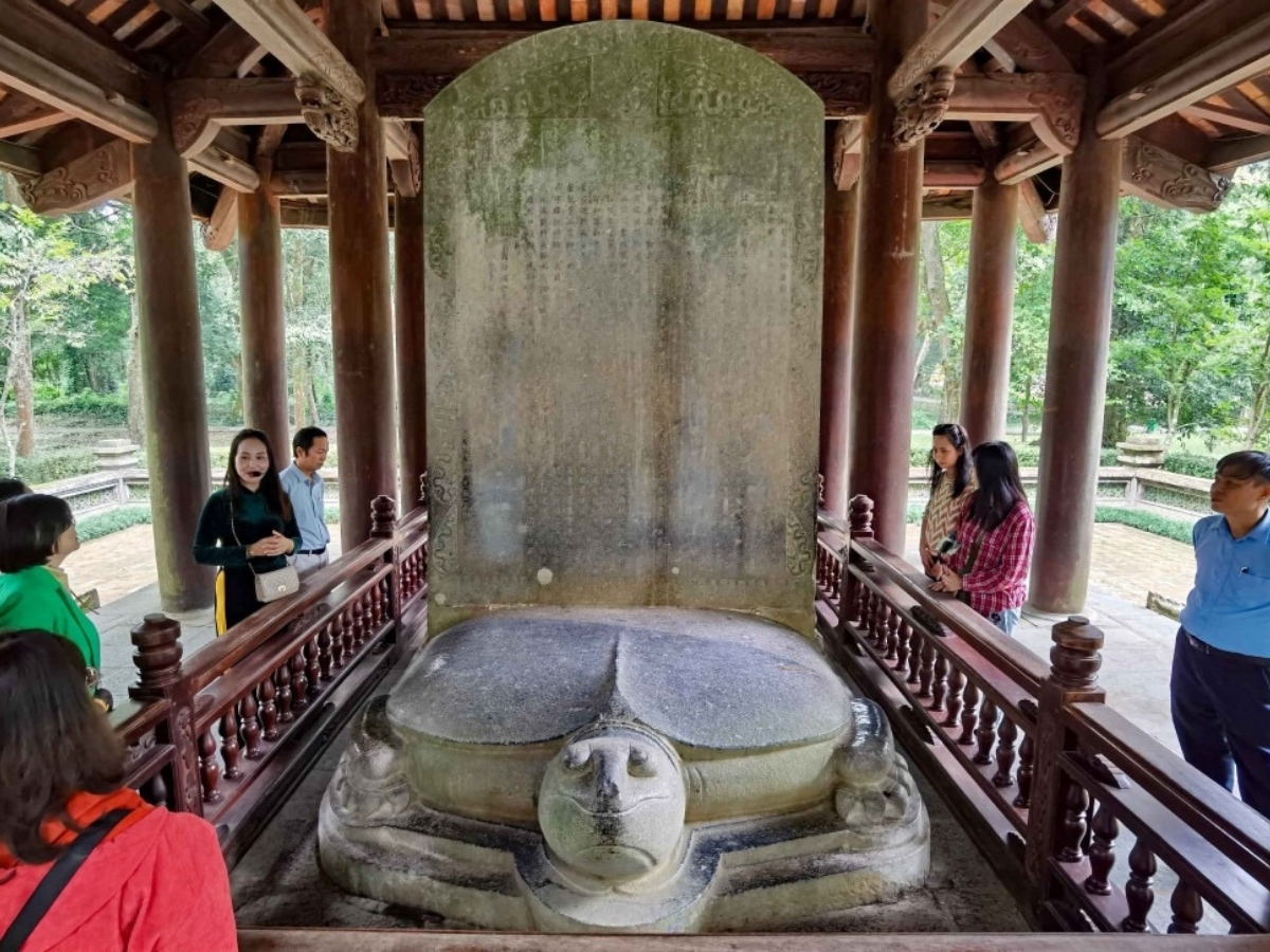 Bia Vĩnh Lăng thuộc khu di tích Lam Kinh tại Thanh Hóa.