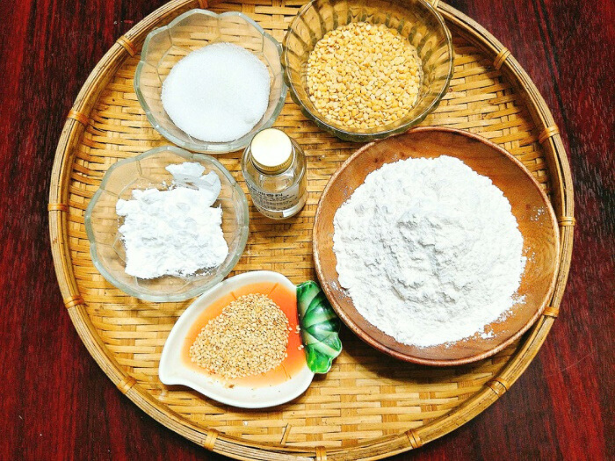 Các nguyên liệu góp phần tạo nên hương vị đặc trưng của bánh nhè. 