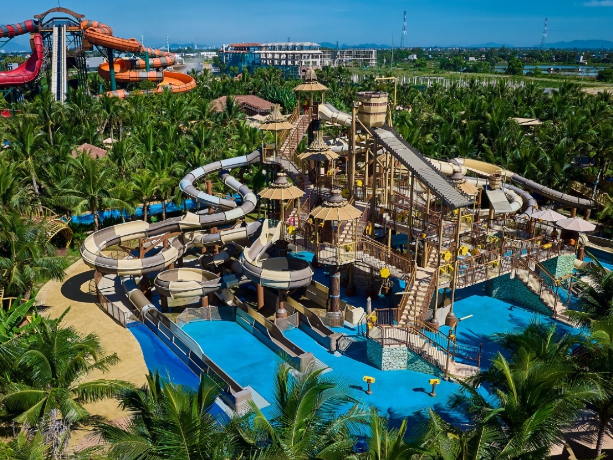 Sun World Sam Son là tổ hợp vui chơi giải trí hiện đại, phù hợp với mọi lứa tuổi.
