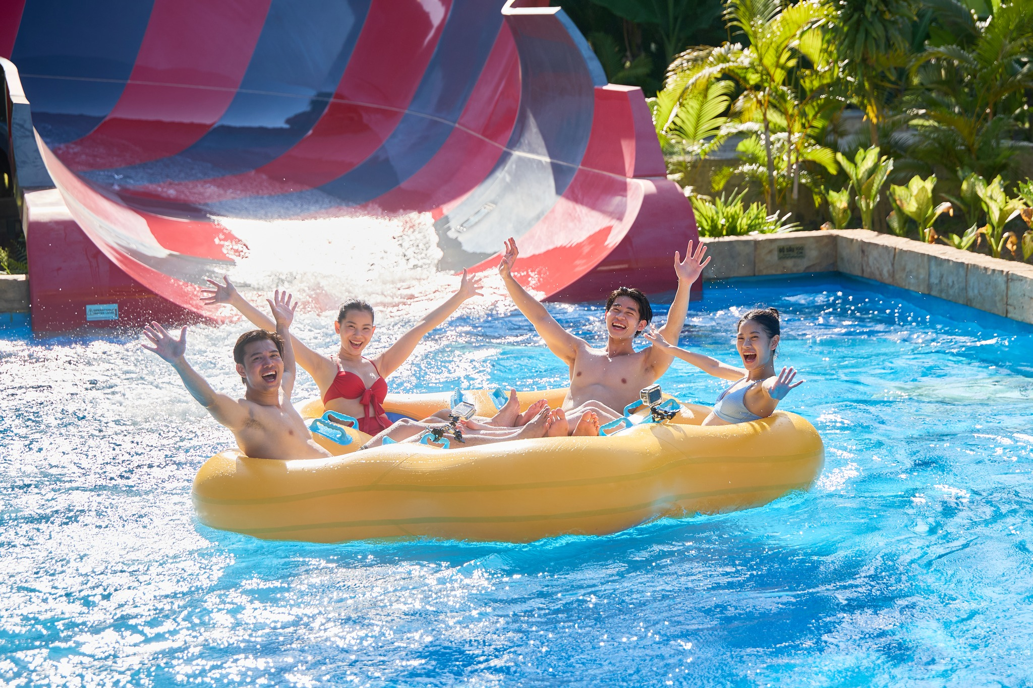 Sun World Sam Son là khu vui chơi quy mô lớn với nhiều trò chơi, phù hợp với mọi đối tượng.