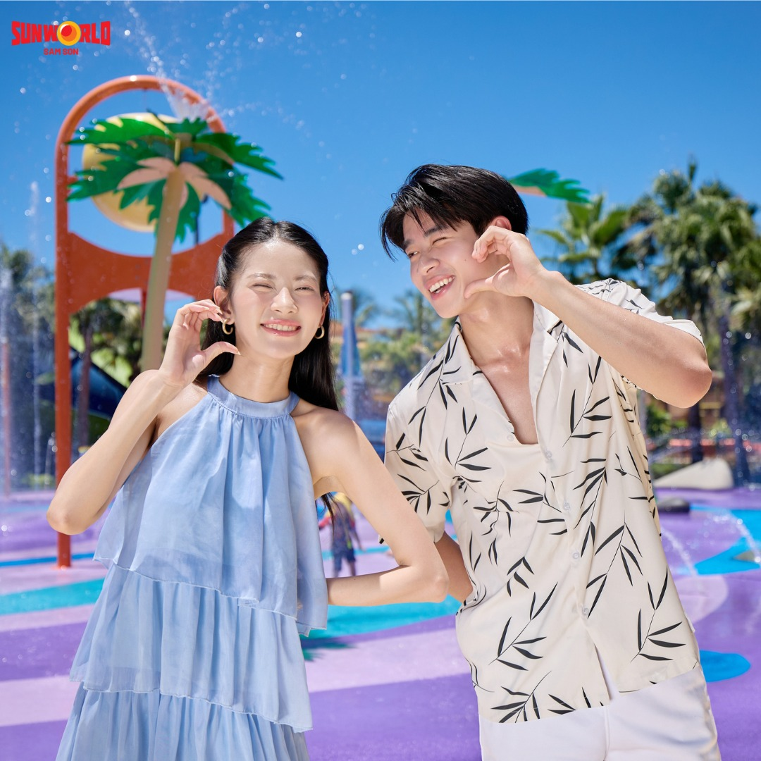 Bức hình check-in trẻ trung, rực rỡ sắc màu của du khách tại Sun World Sam Son. 