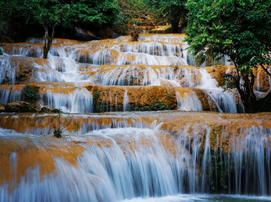 ve-hung-vi-cua-thac-may-thanh-hoa