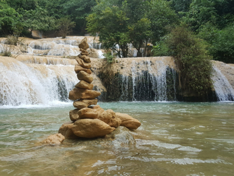 di-chuyen-den-thac-may-thanh-hoa