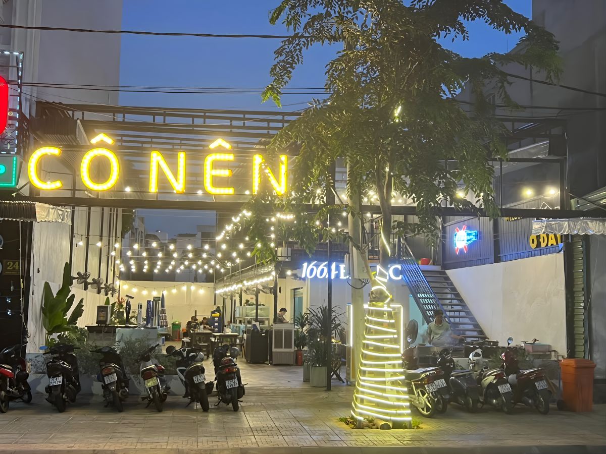 Quán nướng Cô Nên sở hữu vị trí đắc địa ngay trung tâm Vũng Tàu.