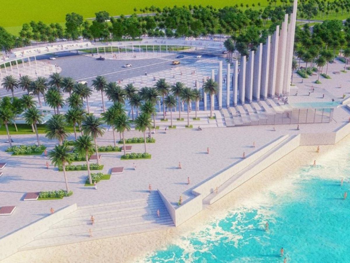 Du khách check-in tại Bãi Sau, khu vực Tháp Tam Thắng với kiến trúc độc đáo