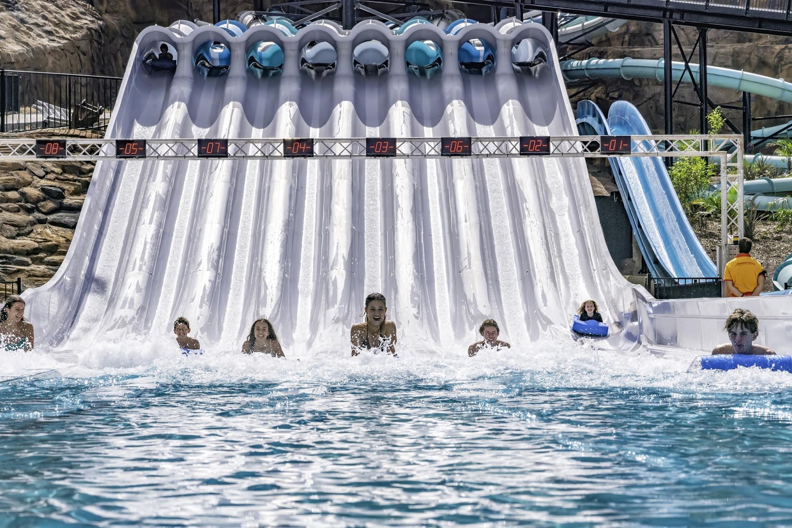 Đường đua nước “Thuyền nhân giao đấu” Sun World Vũng Tàu sở hữu kỷ lục và công nghệ mới nhất