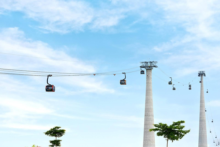 Thời điểm lý tưởng nhất để đi cáp treo Cát Bà là vào mùa hè, kéo dài từ tháng 5 đến hết tháng 9