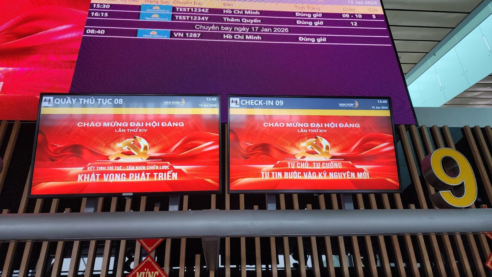 Sun World ba miền tưng bừng cờ hoa mừng Đại hội Đảng lần thứ XIV