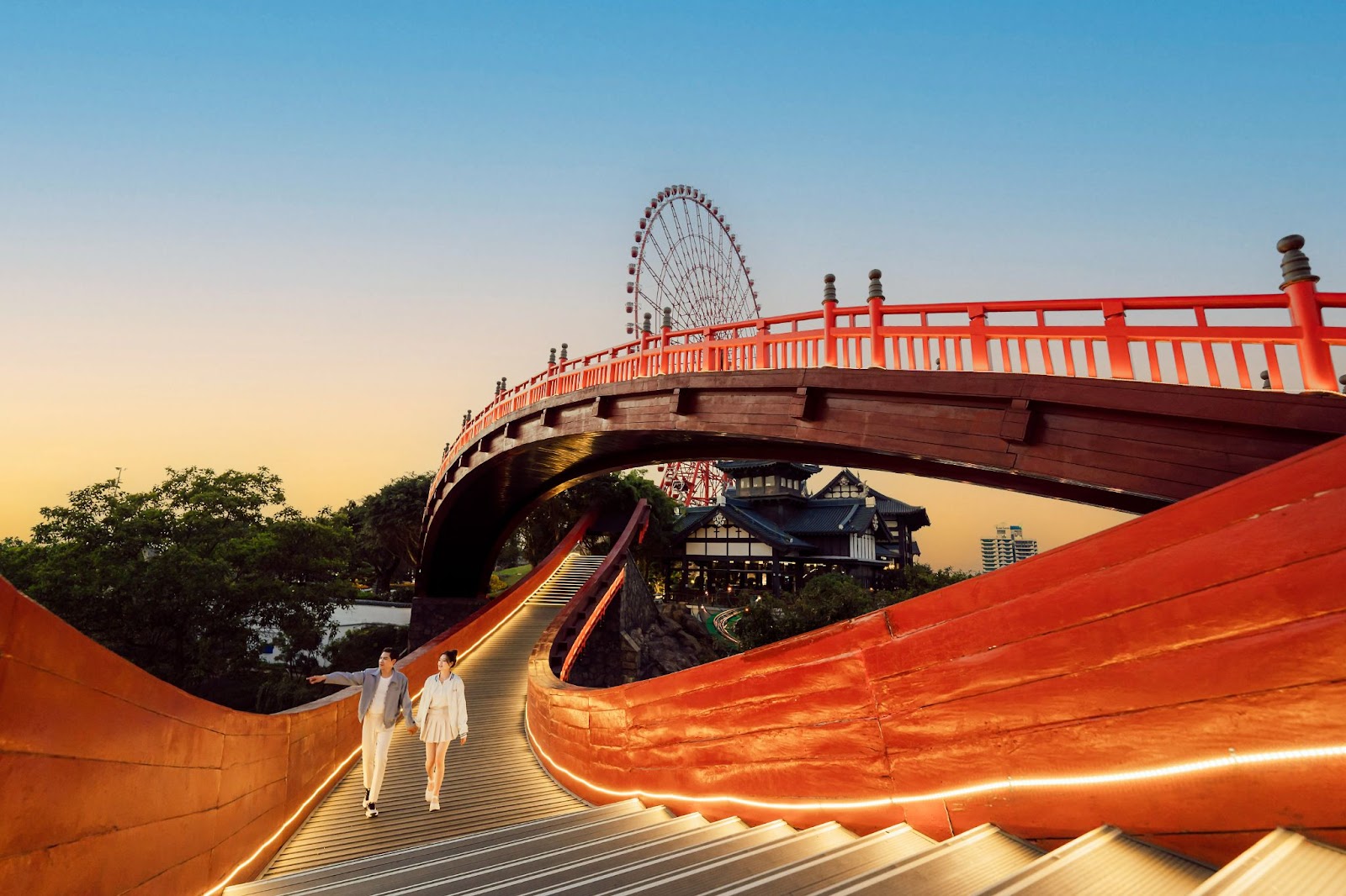 Ngắm hoàng hôn vịnh biển – Sun World Ha Long (Quảng Ninh)