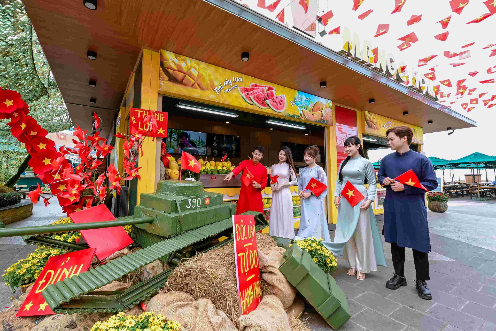 Không gian tái hiện ký ức lịch sử độc đáo tại điểm đến thu hút sự quan tâm của nhiều thế hệ du khách