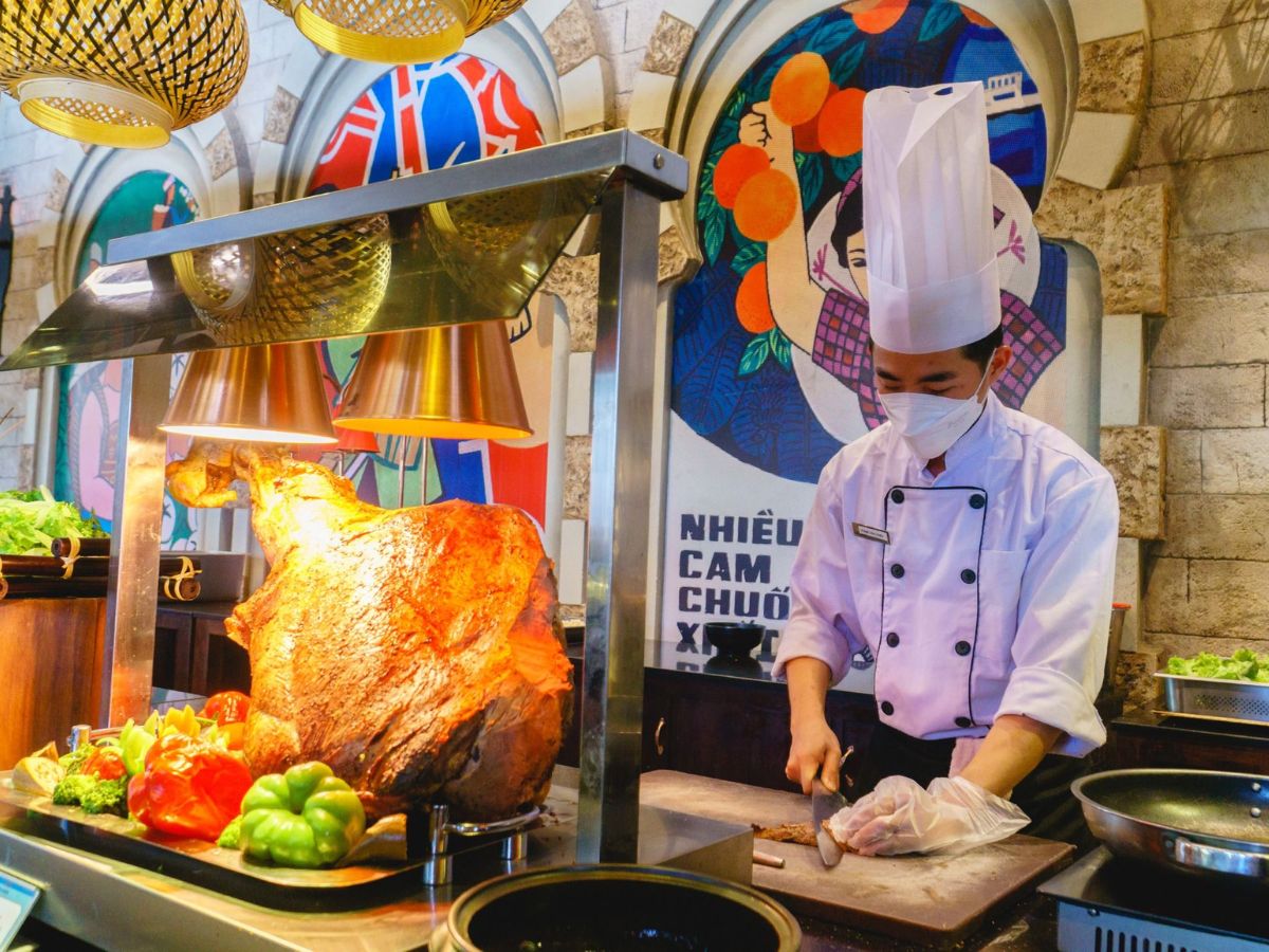 Buffet Núi Bà Đen là một điểm đến không thể bỏ qua 