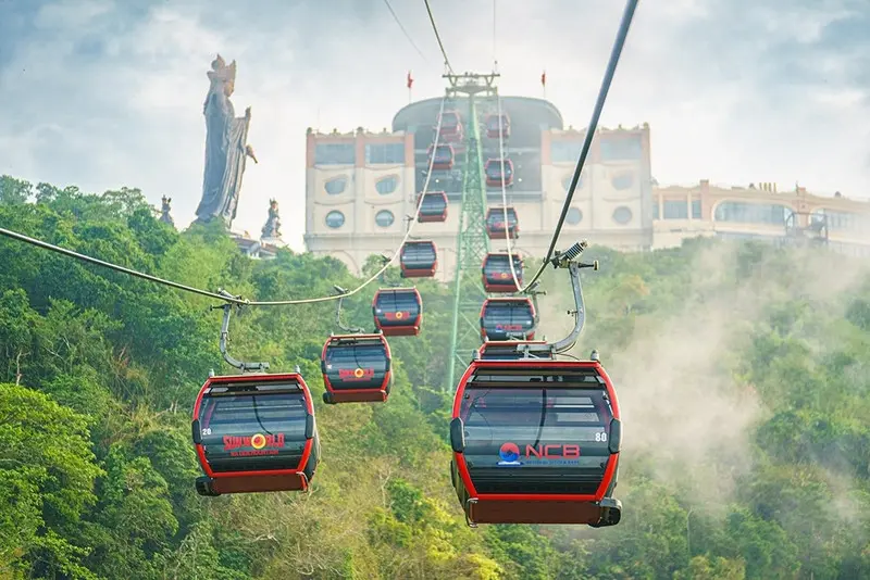 Tuyến cáp treo Vân Sơn - Chùa Hang giúp hành trình tham quan của du khách thuận tiện hơn
