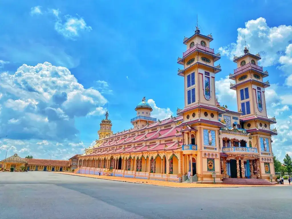Tòa Thánh Cao Đài Tây Ninh