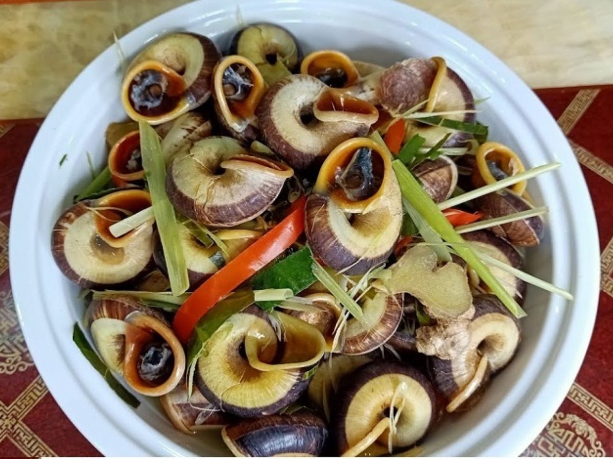 Ốc núi Bà Đen món đặc sản độc đáo của vùng đất thánh.