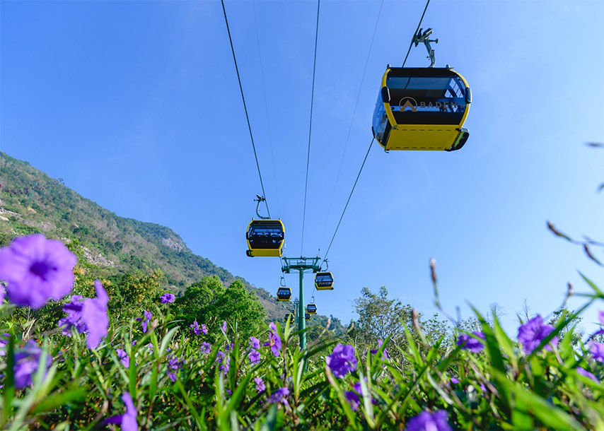 Tuyến cáp treo chùa Hang có thể đáp ứng công suất lên đến 4.400 khách/giờ