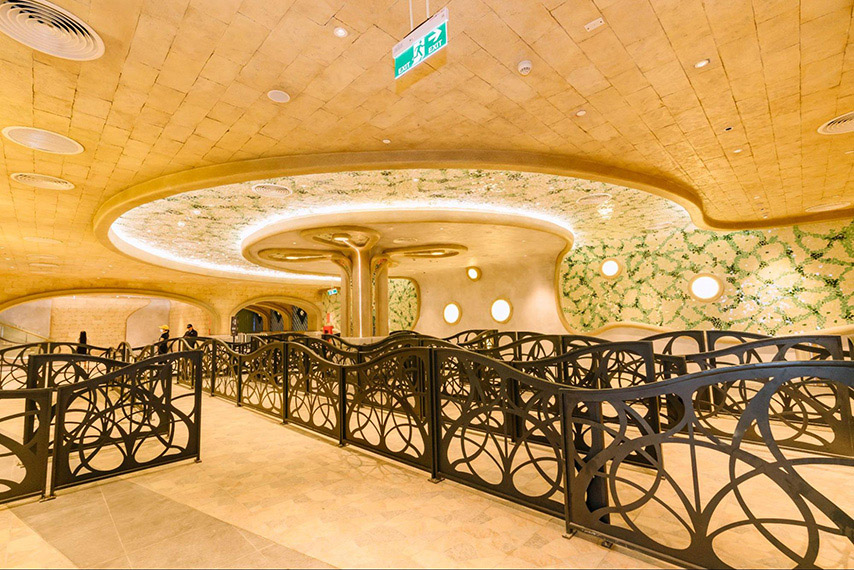 Kiến trúc nhà ga nổi bật với những đường cong mềm mại