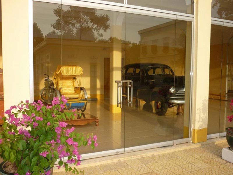 Các kỷ vật của Đức Hộ Pháp được trưng bày bên trong tịnh thất (Nguồn: Anthony Leekien)