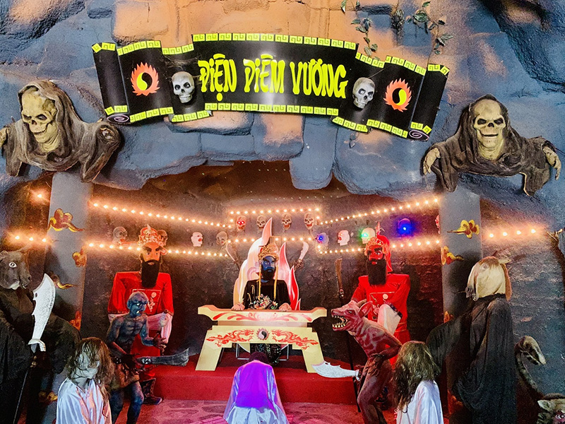 Khu 18 tầng địa ngục có lối bày trí âm u, ghê rợn