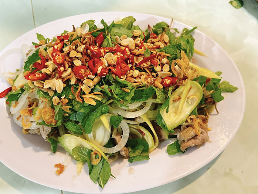 Gỏi bò bóp thấu hấp dẫn – món khai vị hoàn hảo (Nguồn: Internet)