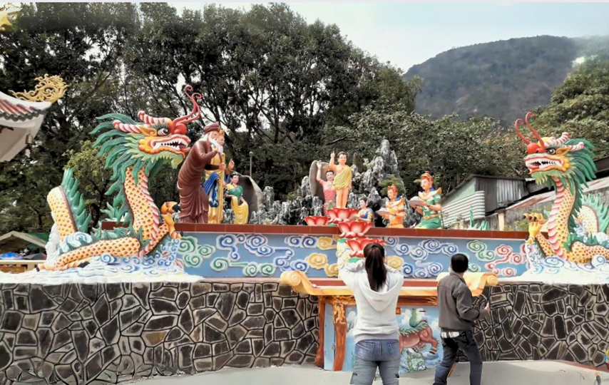 Tiểu cảnh bên trong chùa Linh Sơn Phước Trung (Nguồn: Internet)