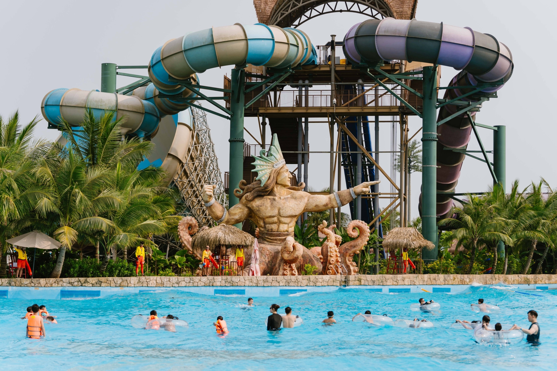 Sun Paradise Land