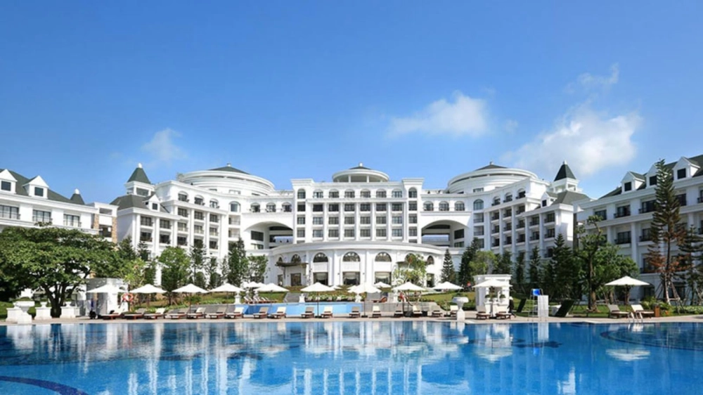 Sun Paradise Land
