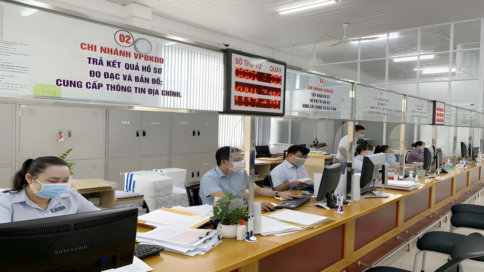 Hướng dẫn công chứng 3 bên vay ngân hàng khi mua nhà đất