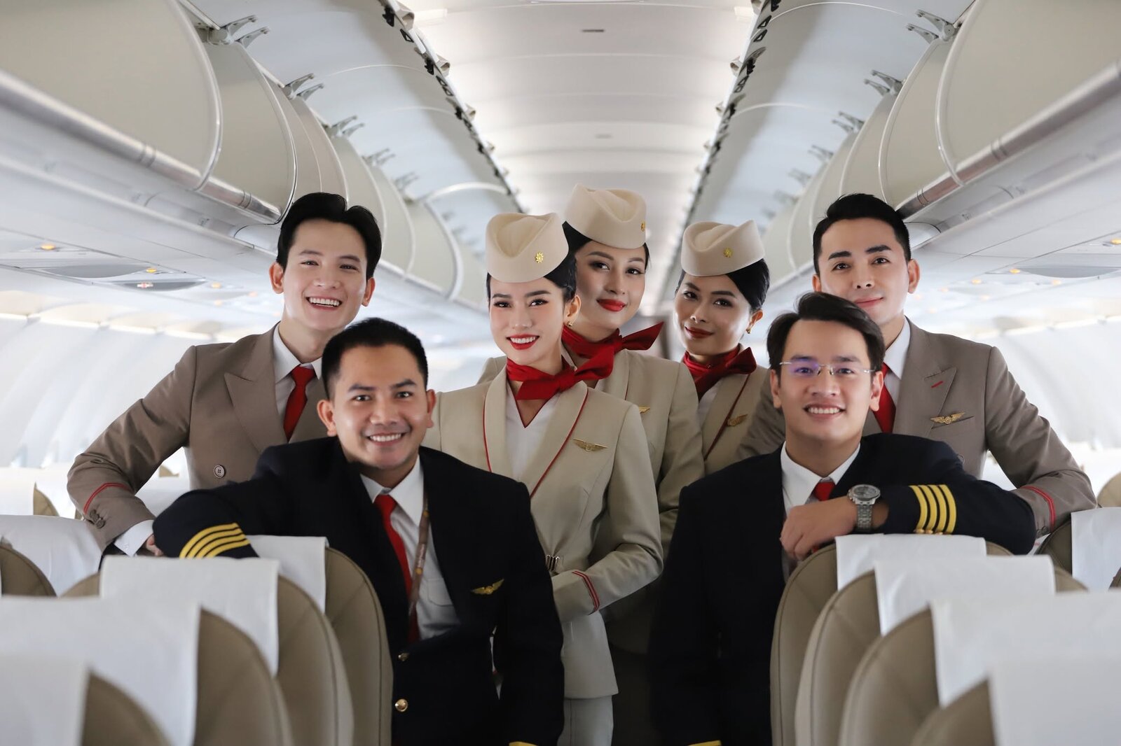 Sun PhuQuoc Airways tuyển 1.000 tiếp viên hàng không, mở cơ hội cho ứng viên toàn cầu