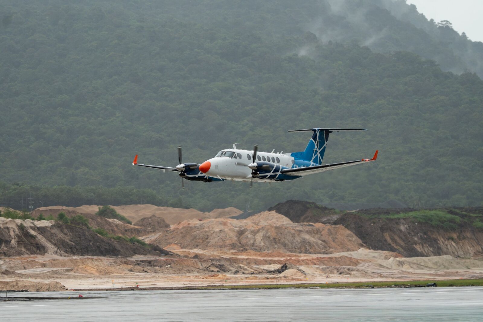 Bài toán 240 ngày đêm tại Đảo Ngọc: Nước cờ "nuôi thợ ngắm mưa" và cuộc ‘lột xác’ sân bay Phú Quốc chưa từng có