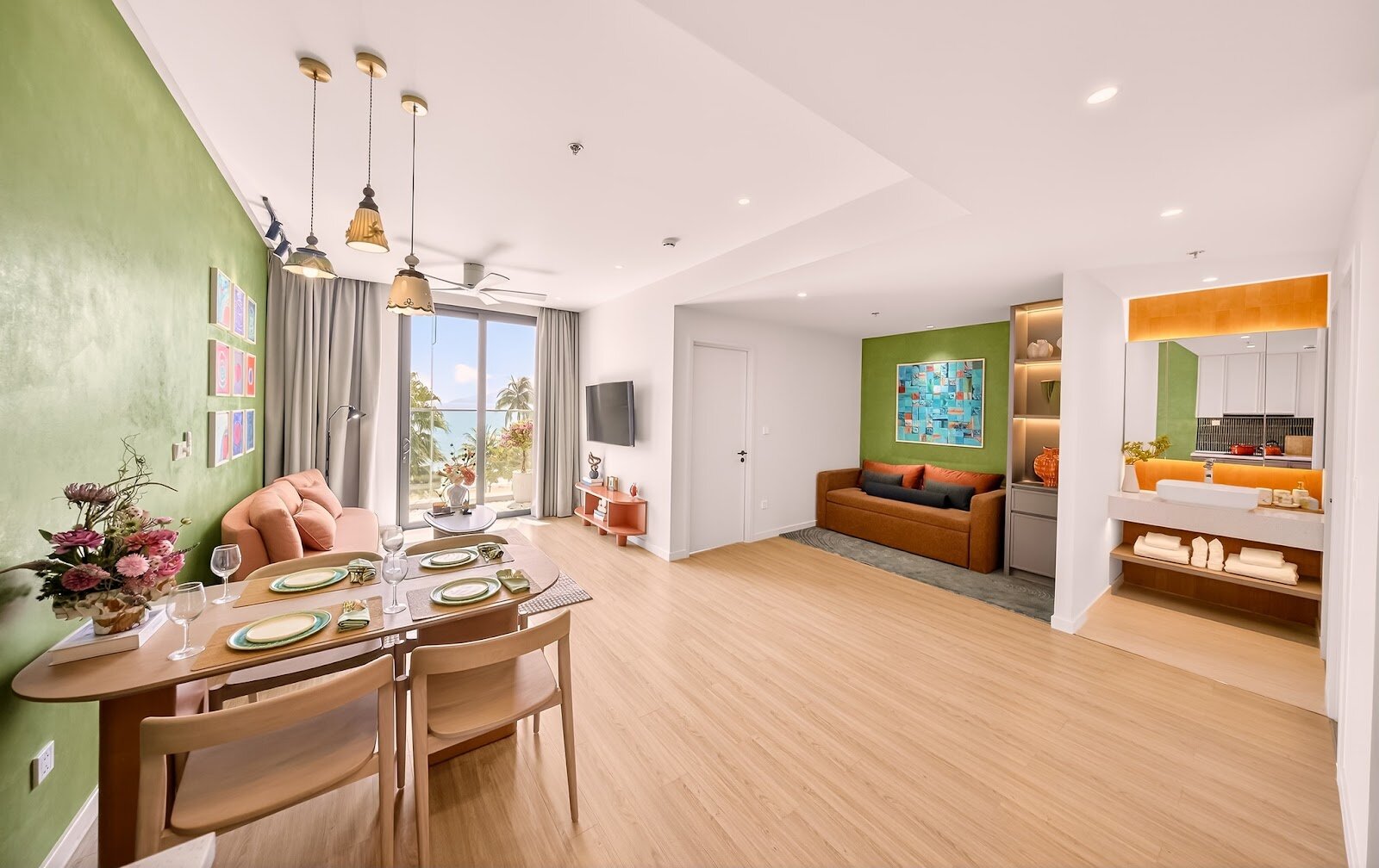 Hé lộ nhà mẫu Charmora City: Khi giấc mơ biển cả hiện hữu trong từng điểm chạm